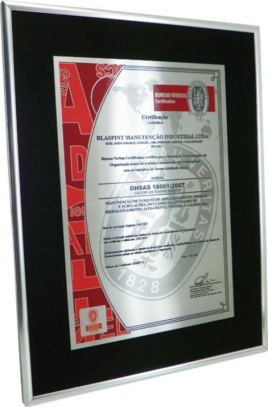 Bordas de Certificados e Diplomas